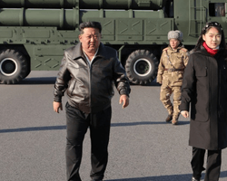 Контролює ядерні сили: Кім Чен Ин призначив 13-річну доньку керувати ракетним управлінням, — ЗМІ