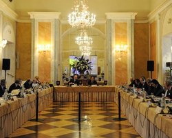 Исполком УЕФА окончательно утвердил 4 украинских города Евро-2012: Донецк, Львов, Харьков. Финал в Киеве