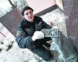 Признания блогера о взрыве памятника Сталину в МВД считают бредом