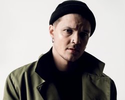 Нарушая границы. Фронтмен О.Torvald Женя Галич о том, почему надо жить здесь и сейчас