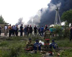 Пожар на нефтебазе БРСМ под Киевом (трансляция)