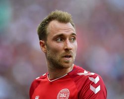 "Я не здамся". Перші слова Еріксена, котрий пережив зупинку серця