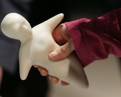 Составлен рейтинг 10 самых безвкусных мобильных телефонов