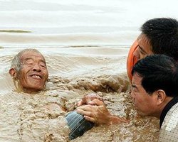 Наводнение в Китае: погибли 105 человек