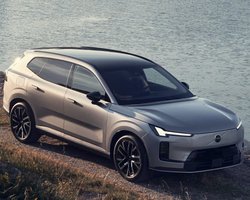 На европейский рынок выйдет электрифицированный кроссовер Volvo с запасом хода 1200 км (фото)