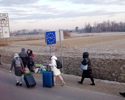 Украину отстроят трудовые мигранты: 11 млн украинцев могут остаться в ЕС, — эксперт (видео)