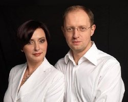 Яценюк: жена не может гарантировать мне, что родится сын