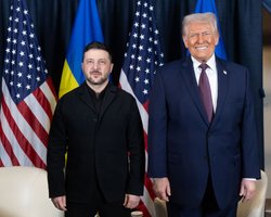 "Зеленский хотел бы заключить соглашение": Трамп рассказал о переговорах по окончанию войны и назвал препятствия (видео)