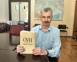 Глава ОУН назвал предстоящий крестный ход УПЦ МП антиукраинским шабашем