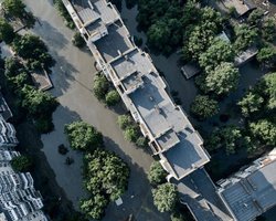 Подрыв Каховской ГЭС: из зоны затопления эвакуировали более 2000 человек, — МВД