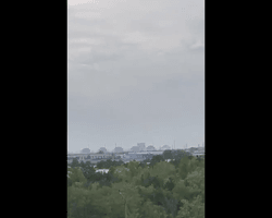 Над Запорожской АЭС виднеется дым: в Энергодаре слышали взрывы (видео)