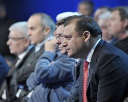 Предвыборный штаб Добкина возглавил Колесников