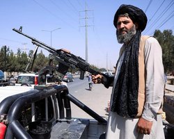 В Афганистане талибы запретили мужчинам брить бороды