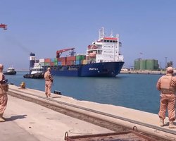 Самый большой морской конвой: РФ могла вывезти всю технику из Сирии на фронт в Украине, — росСМИ