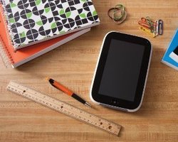 Intel представила планшет для школьников за 200 долларов