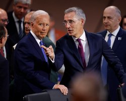 Кульгава качка: чи погодиться Байден запросити Україну до НАТО