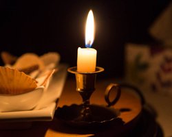 В Украине 2 ноября будут отключать свет: в ДТЭК обнародовали графики на сегодня (фото)