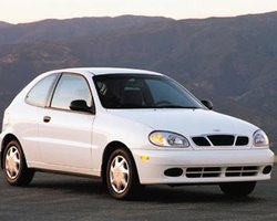 В Украине незначительно выросли цены на подержанные машины