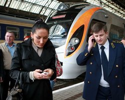 Укрзалізниця надеется повысить скорость поездов Hyundai