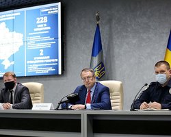 "Наиболее горячая ситуация была в Киевской области", - замглавы МВД Геращенко о дне выборов