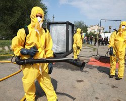 В Запорожье спасатели отработали план действий при аварии на ЗАЭС (фото)