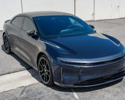 Новітній американський електрокар втратив майже $100 000 у вартості після 5300 км пробігу