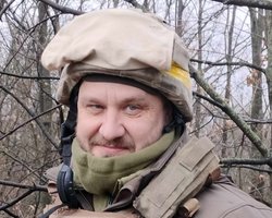 Писатель-солдат Павел Белянский (Паштет): "Люди привыкли к войне, но это — ловушка"