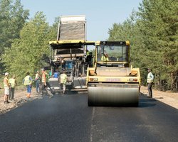 Ремонт дороги Станица Луганская-Северодонецк по программе "Велике будівництво" близится к завершению