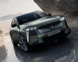 Люкс і авангард: представлено нового французького конкурента Audi Q5 та BMW X3 (фото)