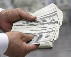 В Украине могут ввести налог на покупку валюты