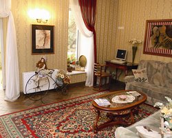 Чужая постель. Где переночевать за $50