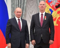 "Виведення ЗСУ з Донбасу — шлях до миру": спецпредставник Путіна посварився з журналістом FT