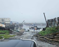 Землетрясение на Камчатке: цунами угрожает военной базе США, Японии и всему миру (видео)