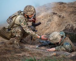 Ползут километры, разминируют поля: Кулеба рассказал о продвижении контрнаступления Украины