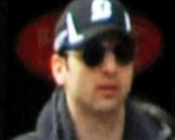 ФБР отрицает, что выходило на связь с Царнаевым после терактов