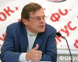 Оппозиция обвинила Тигипко в наследовании Гитлера