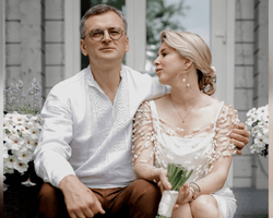 Счастливые и влюбленные: Павелецкая рассказала подробности свадьбы и показала новые фото