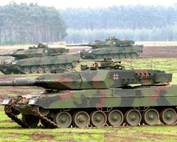 "Не занималась этим вопросом": Меркель о поставках оружия Украине