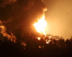 Уночі Крим атакували дрони: ЗМІ повідомили про вибухи у різних містах і атаку по аеродрому (відео)