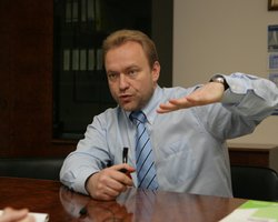 Волга не может самостоятельно встать с нар, - адвокат