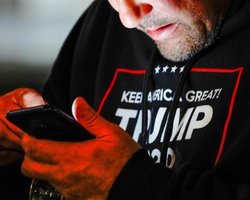 Никакой больше свободы слова: что известно о соцсети Parler, впавшей в немилость