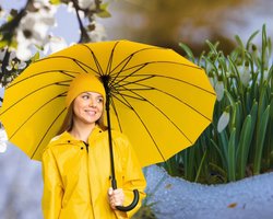 До +20 й майже без дощів: синоптики розповіли, якою буде погода в Україні до кінця березня