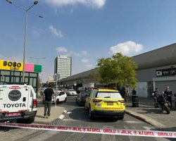 Напередодні річниці 7 жовтня: стрілець-одинак влаштував теракт в ізраїльському місті Беер-Шева