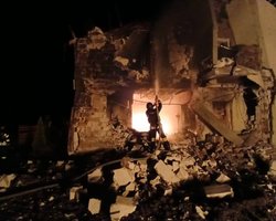 РФ вдарила по Борисполю дронами: у місті пожежі та пошкоджені багатоповерхівки, є постраждалі (фото)