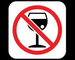 В Киеве хотят ограничить продажу алкоголя в кафе