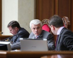 Депутаты не захотели учиться голосовать сенсорной кнопкой