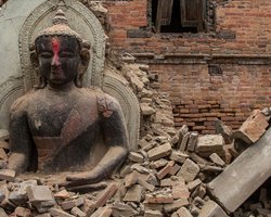 Новое землетрясение в Непале: десятки погибших, более тысячи раненых