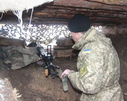 АТО: Террористы били из минометов по окрестностям Невельского и Красногоровки