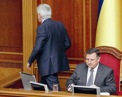 Бютовец подал в суд на Литвина и Мартынюка за языковой закон