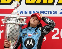 Богини скорости: лучшие автогонщицы всех времен и народов (фото, видео)